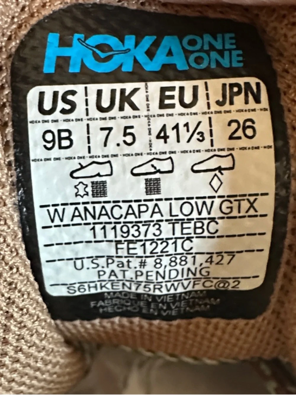 Hoka One One Women’s Anacapa GORE-TEX Low Hiking Trail Running shoe.